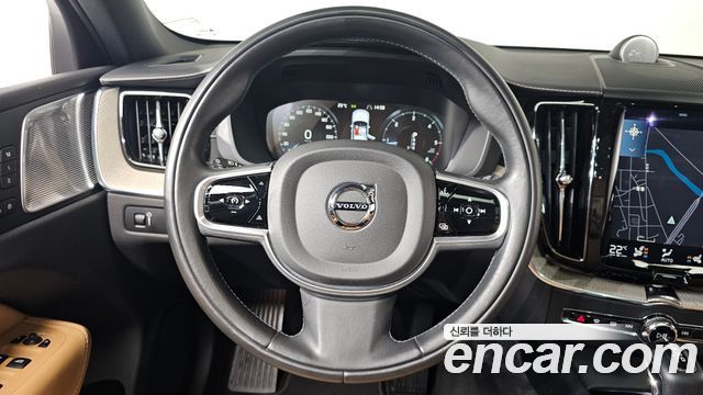 Volvo XC60 (II) D4 Inscription 2018 — фото 14