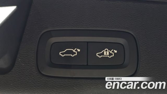 Volvo XC60 (II) D4 Inscription 2018 — фото 17