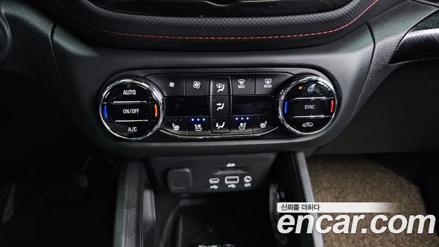 Chevrolet Trailblazer 1.3 Turbo 4WD RS 2022 — фото 30