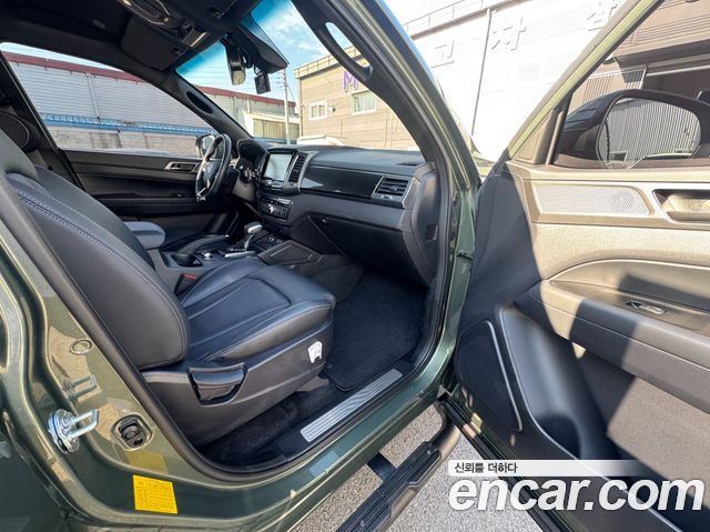 KG Mobility (SsangYong) Rexton Sports Khan Diesel 2.2 4WD Prestige 2023 — фото 10