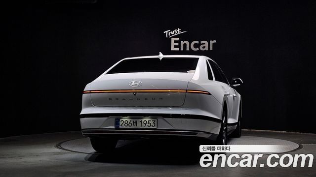 Hyundai Grandeur (GN7) 2,5 Gasoline 2WD Premium 2025 — фото 4