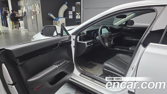 Hyundai Grandeur (GN7) 2,5 Gasoline 2WD Premium 2025 — фото 10