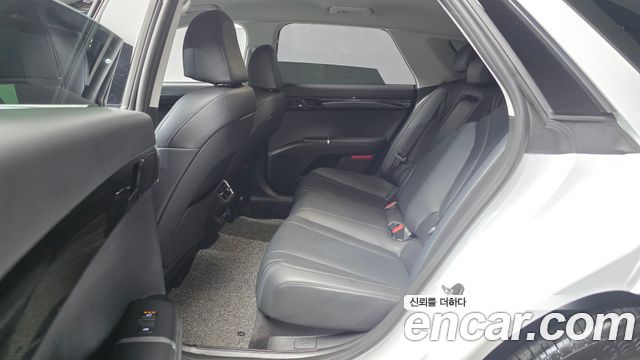 Hyundai Grandeur (GN7) 2,5 Gasoline 2WD Premium 2025 — фото 12