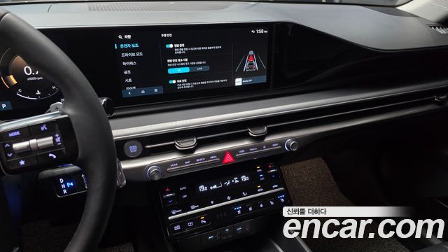 Hyundai Grandeur (GN7) 2,5 Gasoline 2WD Premium 2025 — фото 14