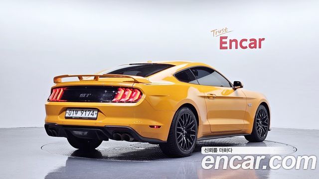 Ford Mustang GT Coupe 2019 — фото 2