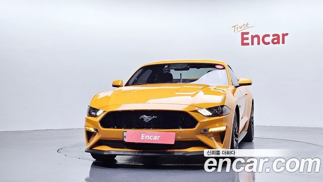 Ford Mustang GT Coupe 2019 — фото 3