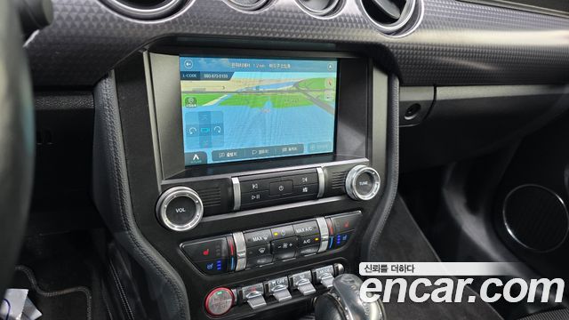 Ford Mustang GT Coupe 2019 — фото 14