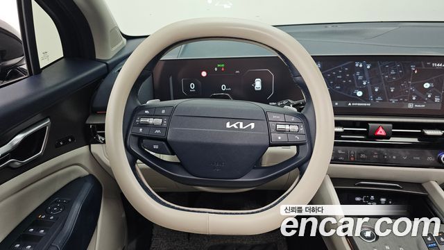 Kia Sportage (V) Gasoline 1.6 Turbo 2WD Signature 2025 — фото 13