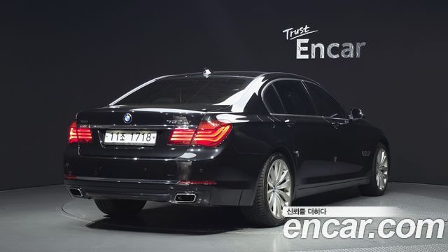 BMW 7 Series (F01) 750Li xDrive Individual 2015 — фото 2