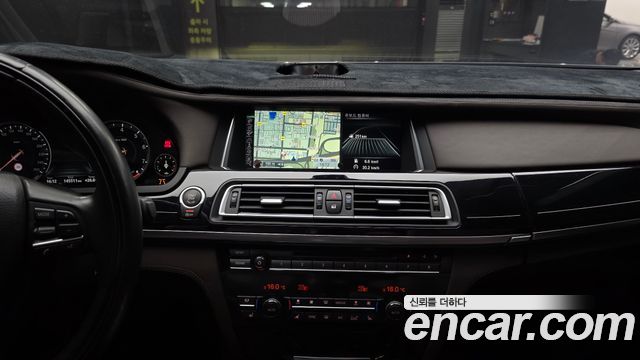 BMW 7 Series (F01) 750Li xDrive Individual 2015 — фото 15