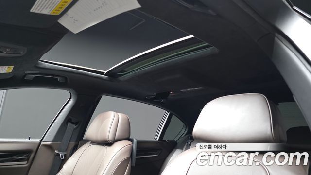 BMW 7 Series (F01) 750Li xDrive Individual 2015 — фото 19