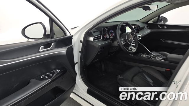 Kia K5 (III) 2.0 Prestige 2022 — фото 10
