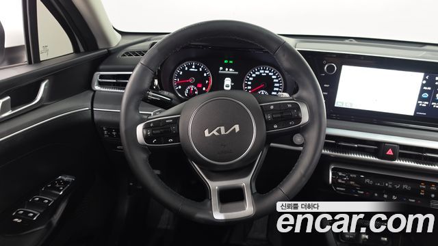Kia K5 (III) 2.0 Prestige 2022 — фото 12