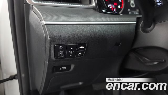 Kia K5 (III) 2.0 Prestige 2022 — фото 29