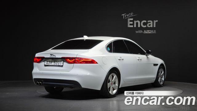 Jaguar XF (X260) 20d Prestige 2018 — фото 2