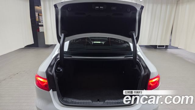 Jaguar XF (X260) 20d Prestige 2018 — фото 20