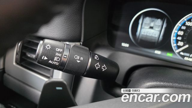 Jaguar XF (X260) 20d Prestige 2018 — фото 30