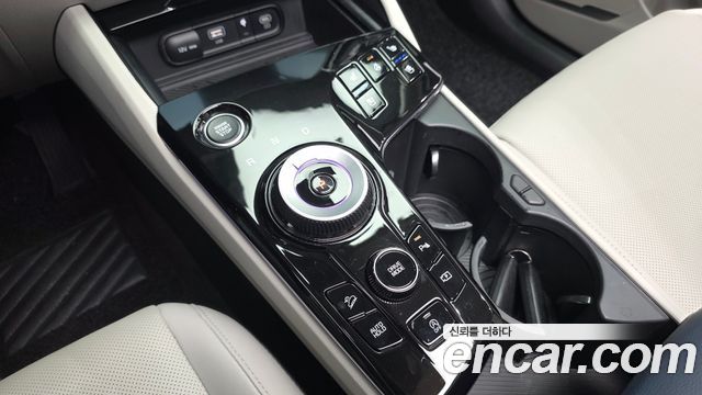 Kia Sportage (V) Gasoline 1.6 Turbo 2WD Signature 2022 — фото 9