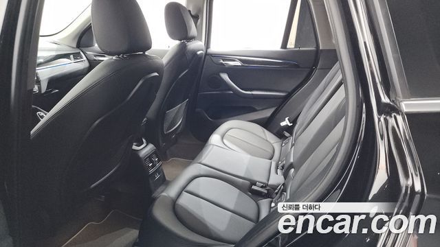 BMW X1 (F48) xDrive 20i xLine 2022 — фото 11