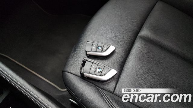 BMW X1 (F48) xDrive 20i xLine 2022 — фото 16