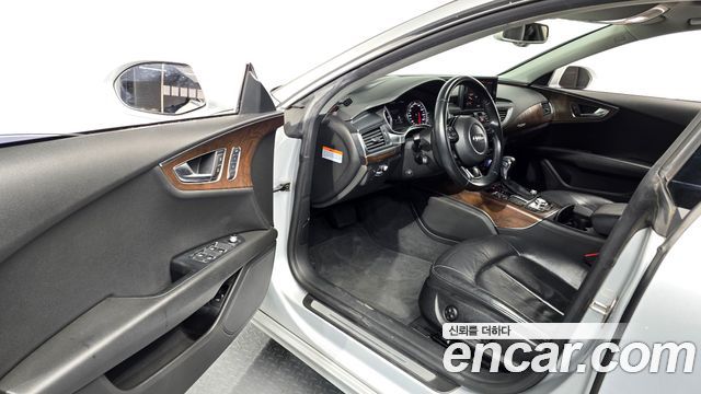 Audi A7 50 TFSI Quattro Dynamic 4G 2015 — фото 10