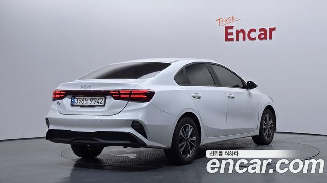 Kia K3 (II) 1.6 Prestige 2022 — фото 2