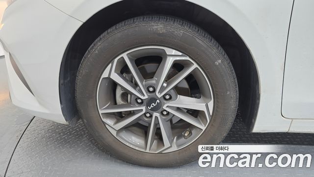 Kia K3 (II) 1.6 Prestige 2022 — фото 5