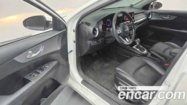 Kia K3 (II) 1.6 Prestige 2022 — фото 10