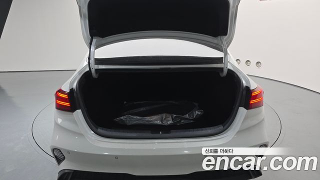 Kia K3 (II) 1.6 Prestige 2022 — фото 20