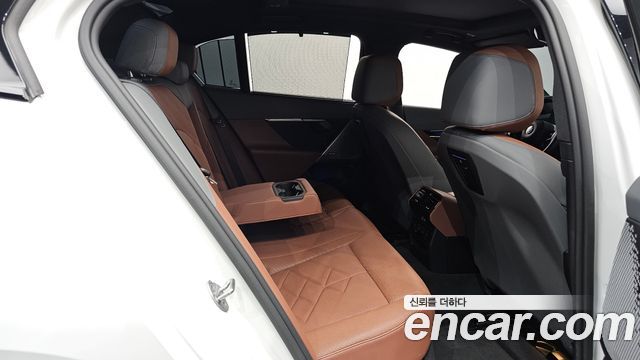 BMW 5 Series (G60) 530i xDrive M Sport 2024 — фото 11