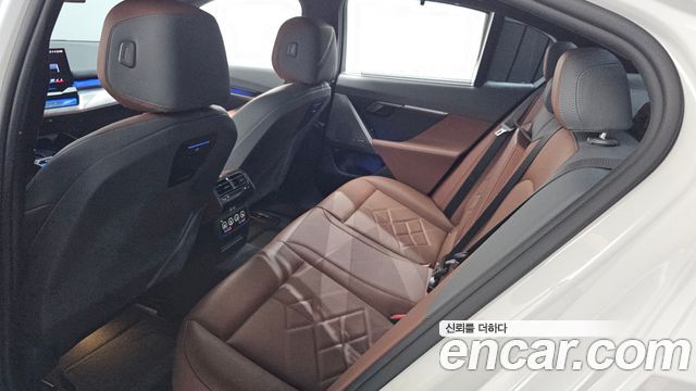 BMW 5 Series (G60) 530i xDrive M Sport 2024 — фото 20