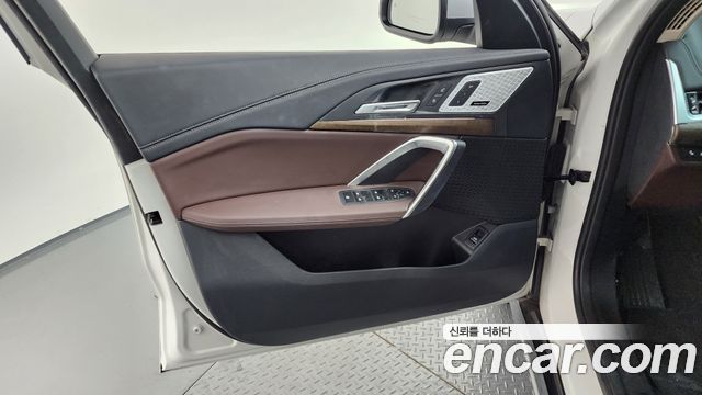 BMW X1 (U11) xDrive 20i xLine 2024 — фото 24