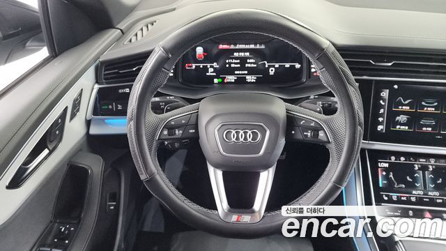 Audi Q8 (4M) 55 TFSI Quattro Premium 2025 — фото 18