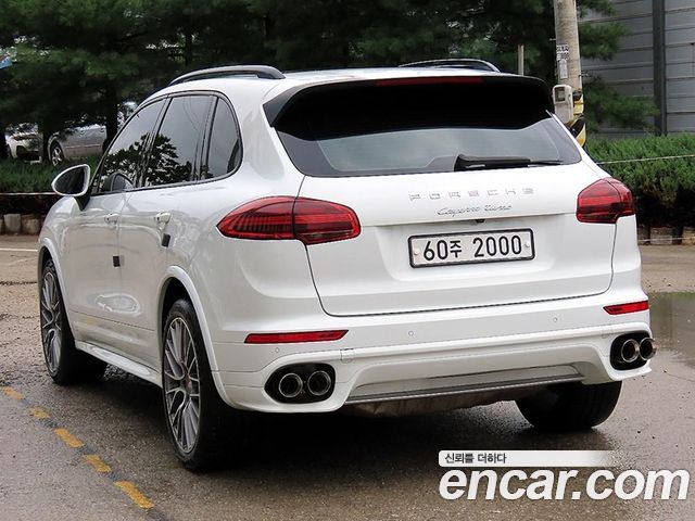 Porsche Cayenne 4.2 S Diesel 958 2015 — фото 3