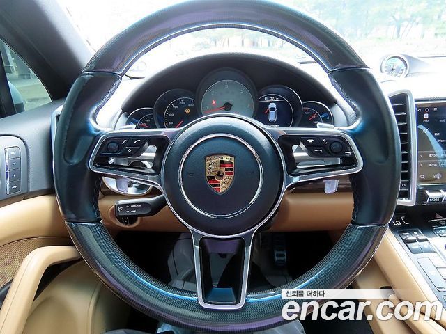 Porsche Cayenne 4.2 S Diesel 958 2015 — фото 8