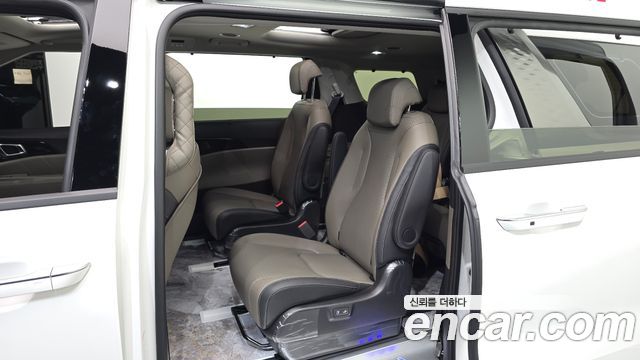 Kia Carnival (IV) Hev 9 Seater X Line 2026 — фото 11