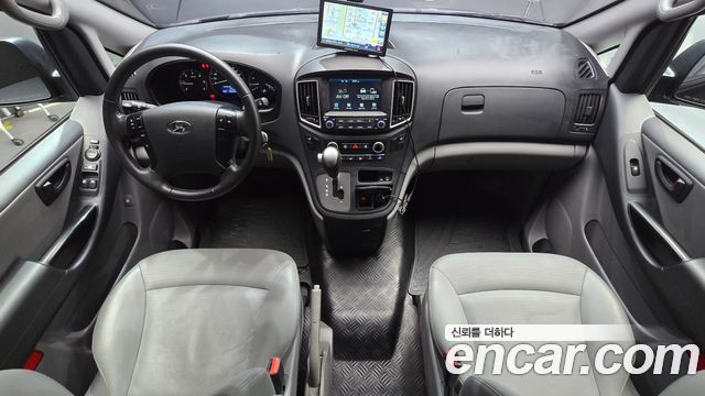 Hyundai Grand Starex Van 5-Seater Smart 2021 — фото 7