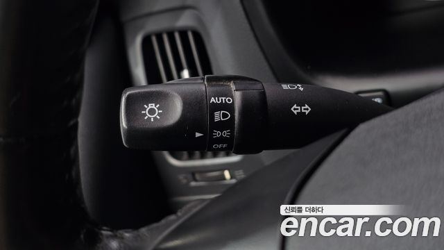 Hyundai Grand Starex Van 5-Seater Smart 2021 — фото 16