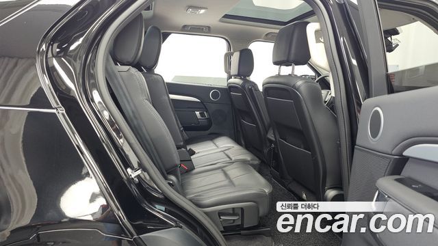 Land Rover Discovery 5 3.0 SD6 Landmark Edition 2020 — фото 12