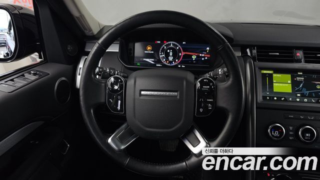 Land Rover Discovery 5 3.0 SD6 Landmark Edition 2020 — фото 13