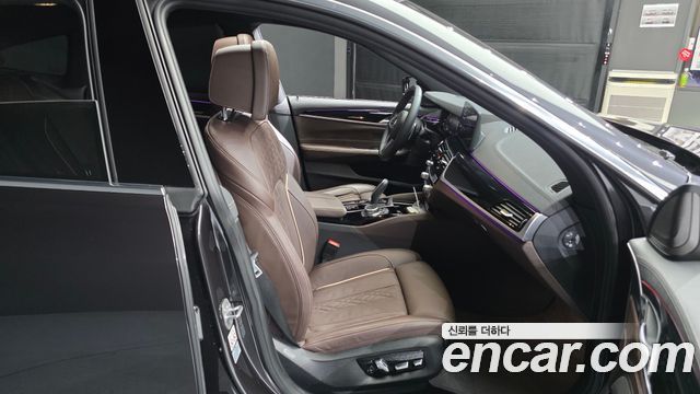 BMW 6 Series GT (G32) 630i xDrive M Sport 2024 — фото 11