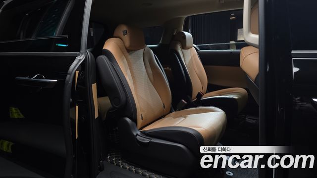 Kia Carnival (IV) Diesel 9-Seater Signature 2023 — фото 12
