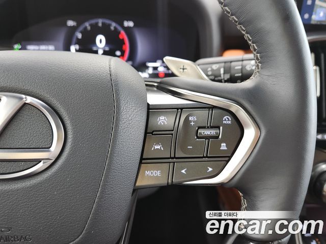Lexus LX (IV) 700h VIP 2025 — фото 17