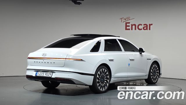 Hyundai Grandeur (GN7) 2.5 Gasoline  2WD Caligraphy 2027 — фото 2
