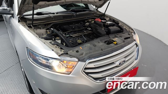 Ford Taurus 3.5 Limited 6th 2014 — фото 6