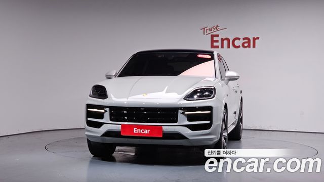 Porsche Cayenne (PO536) 3.0 S E-Hybrid Coupe 2025 — фото 3
