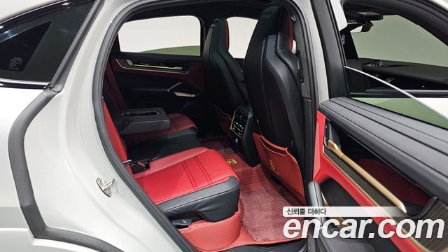 Porsche Cayenne (PO536) 3.0 S E-Hybrid Coupe 2025 — фото 15