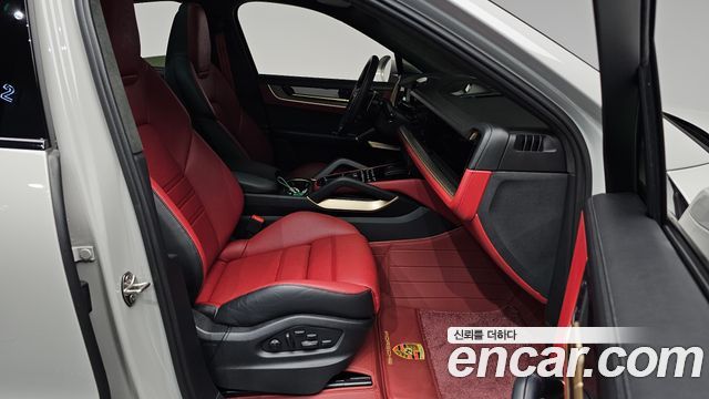 Porsche Cayenne (PO536) 3.0 S E-Hybrid Coupe 2025 — фото 32