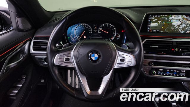 BMW 7 Series (G11) 740Li xDrive M Sport Package 2018 — фото 13