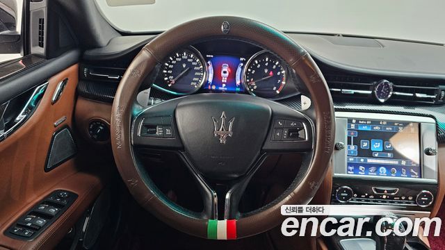 Maserati Quattroporte S Q4 3.0 V6 2014 — фото 12